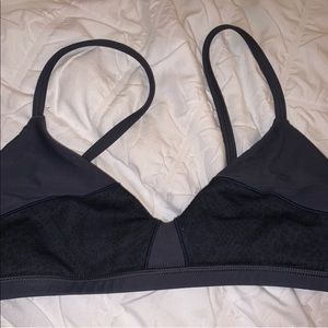 Lululemon sports bra